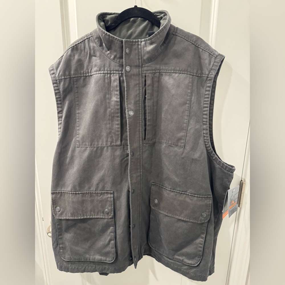 Men's Charcoal Utility Vest